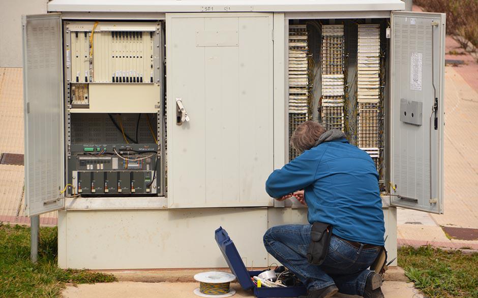 monteur électricien Saint-Paul